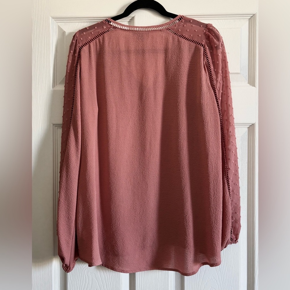 Express Black and Pink Blouses
Bundle of two. - Picture 6 of 10
